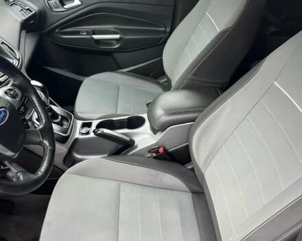 Сірий Форд Сі-Макс, об'ємом двигуна 2 л та пробігом 275 тис. км за 7600 $, фото 4 на Automoto.ua