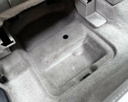 Серый Форд Си-Макс, объемом двигателя 2 л и пробегом 206 тыс. км за 9600 $, фото 18 на Automoto.ua