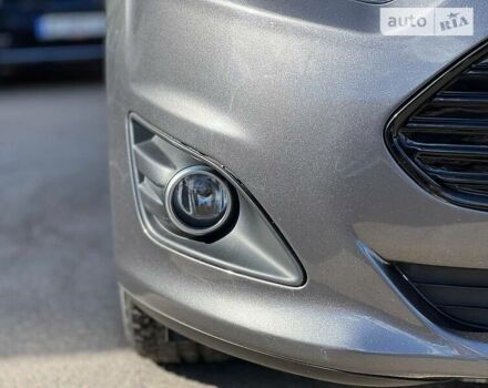 Серый Форд Си-Макс, объемом двигателя 2 л и пробегом 106 тыс. км за 12800 $, фото 11 на Automoto.ua