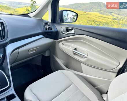 Сірий Форд Сі-Макс, об'ємом двигуна 2 л та пробігом 111 тис. км за 10700 $, фото 22 на Automoto.ua