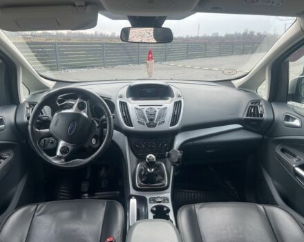 Серый Форд Си-Макс, объемом двигателя 1.6 л и пробегом 250 тыс. км за 7000 $, фото 5 на Automoto.ua