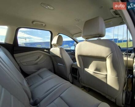 Серый Форд Си-Макс, объемом двигателя 2 л и пробегом 128 тыс. км за 11000 $, фото 23 на Automoto.ua