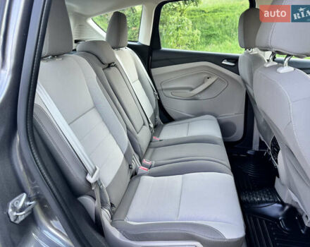 Сірий Форд Сі-Макс, об'ємом двигуна 2 л та пробігом 111 тис. км за 10700 $, фото 19 на Automoto.ua