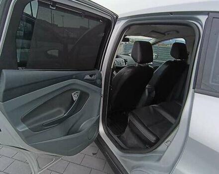 Серый Форд Си-Макс, объемом двигателя 1.6 л и пробегом 251 тыс. км за 8100 $, фото 10 на Automoto.ua