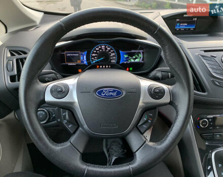 Серый Форд Си-Макс, объемом двигателя 2 л и пробегом 175 тыс. км за 9500 $, фото 7 на Automoto.ua