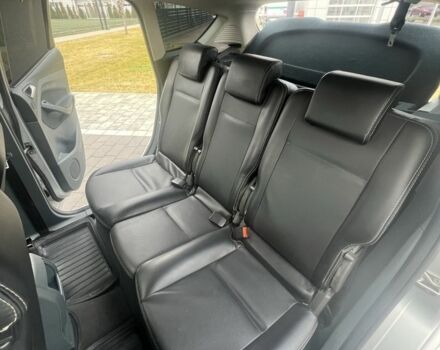 Серый Форд Си-Макс, объемом двигателя 1.6 л и пробегом 250 тыс. км за 7000 $, фото 7 на Automoto.ua