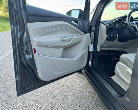 Сірий Форд Сі-Макс, об'ємом двигуна 2 л та пробігом 111 тис. км за 10700 $, фото 20 на Automoto.ua