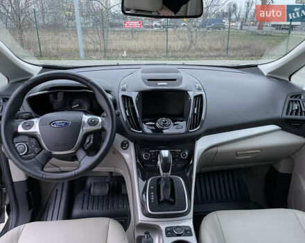 Серый Форд Си-Макс, объемом двигателя 2 л и пробегом 210 тыс. км за 14350 $, фото 16 на Automoto.ua