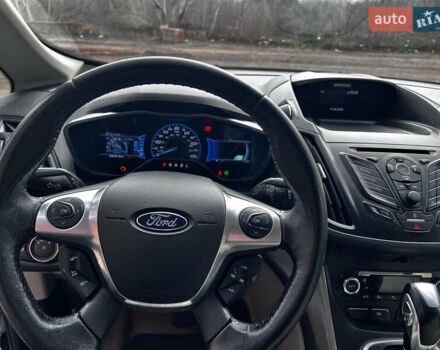 Серый Форд Си-Макс, объемом двигателя 2 л и пробегом 206 тыс. км за 9600 $, фото 32 на Automoto.ua