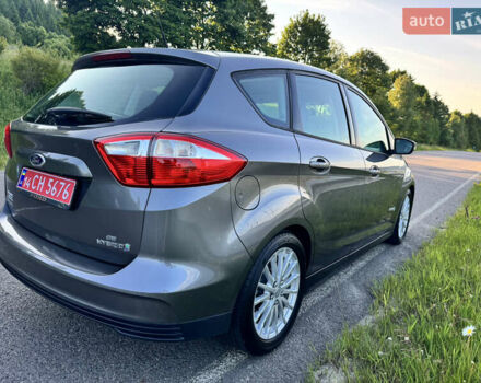 Сірий Форд Сі-Макс, об'ємом двигуна 2 л та пробігом 111 тис. км за 10700 $, фото 6 на Automoto.ua