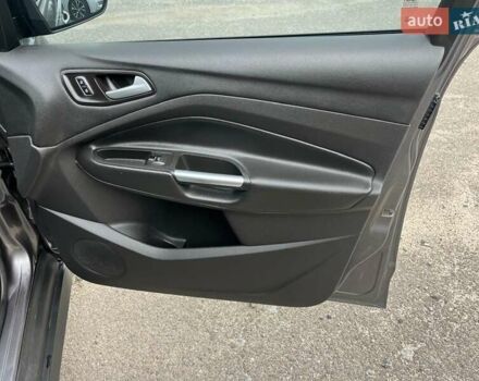 Сірий Форд Сі-Макс, об'ємом двигуна 2 л та пробігом 275 тис. км за 7600 $, фото 9 на Automoto.ua