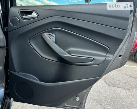 Серый Форд Си-Макс, объемом двигателя 2 л и пробегом 106 тыс. км за 12800 $, фото 49 на Automoto.ua