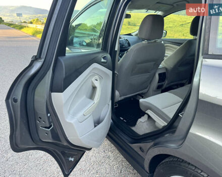 Сірий Форд Сі-Макс, об'ємом двигуна 2 л та пробігом 111 тис. км за 10700 $, фото 17 на Automoto.ua