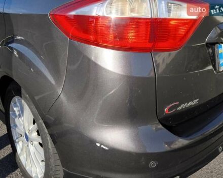 Серый Форд Си-Макс, объемом двигателя 2 л и пробегом 128 тыс. км за 11000 $, фото 8 на Automoto.ua