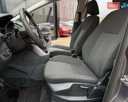 Форд Сі-Макс 2014 у Києві на Automoto.ua Сірий Форд Сі-Макс, об'ємом двигуна 1.56 л та пробігом 220 тис. км за 8900 $, фото 23 на Automoto.ua