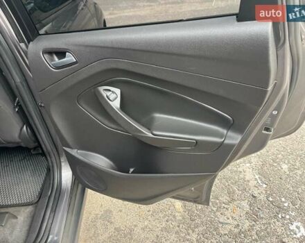 Сірий Форд Сі-Макс, об'ємом двигуна 2 л та пробігом 275 тис. км за 7600 $, фото 2 на Automoto.ua