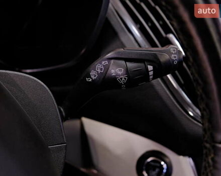 Сірий Форд Сі-Макс, об'ємом двигуна 2 л та пробігом 164 тис. км за 8900 $, фото 22 на Automoto.ua