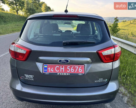 Сірий Форд Сі-Макс, об'ємом двигуна 2 л та пробігом 111 тис. км за 10700 $, фото 7 на Automoto.ua