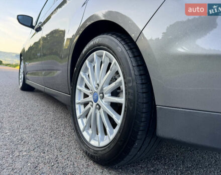 Сірий Форд Сі-Макс, об'ємом двигуна 2 л та пробігом 111 тис. км за 10700 $, фото 10 на Automoto.ua