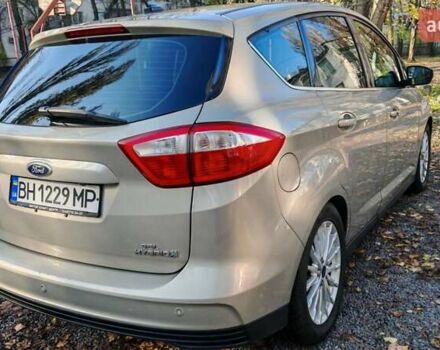 Серый Форд Си-Макс, объемом двигателя 2 л и пробегом 190 тыс. км за 12900 $, фото 3 на Automoto.ua