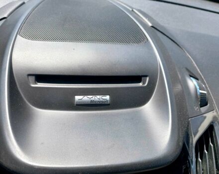 Сірий Форд Сі-Макс, об'ємом двигуна 2 л та пробігом 221 тис. км за 12764 $, фото 12 на Automoto.ua