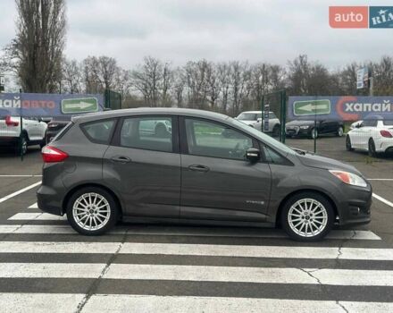 Серый Форд Си-Макс, объемом двигателя 2 л и пробегом 181 тыс. км за 10000 $, фото 3 на Automoto.ua