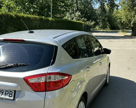 Серый Форд Си-Макс, объемом двигателя 2 л и пробегом 167 тыс. км за 12000 $, фото 5 на Automoto.ua