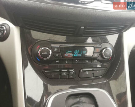 Серый Форд Си-Макс, объемом двигателя 2 л и пробегом 186 тыс. км за 11700 $, фото 9 на Automoto.ua