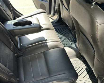 Серый Форд Си-Макс, объемом двигателя 2 л и пробегом 167 тыс. км за 12000 $, фото 11 на Automoto.ua