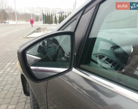 Серый Форд Си-Макс, объемом двигателя 2 л и пробегом 186 тыс. км за 11700 $, фото 12 на Automoto.ua