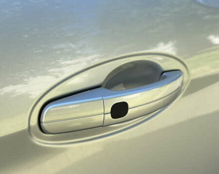 Серый Форд Си-Макс, объемом двигателя 2 л и пробегом 167 тыс. км за 12000 $, фото 9 на Automoto.ua