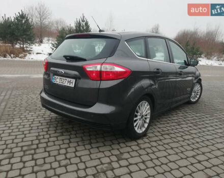Серый Форд Си-Макс, объемом двигателя 2 л и пробегом 186 тыс. км за 11700 $, фото 3 на Automoto.ua