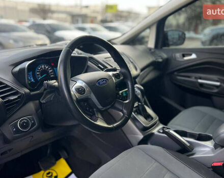 Сірий Форд Сі-Макс, об'ємом двигуна 2 л та пробігом 260 тис. км за 10800 $, фото 7 на Automoto.ua