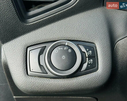 Сірий Форд Сі-Макс, об'ємом двигуна 2 л та пробігом 240 тис. км за 13400 $, фото 35 на Automoto.ua
