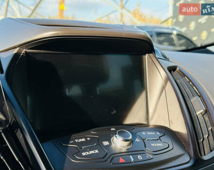 Сірий Форд Сі-Макс, об'ємом двигуна 2 л та пробігом 240 тис. км за 13400 $, фото 31 на Automoto.ua