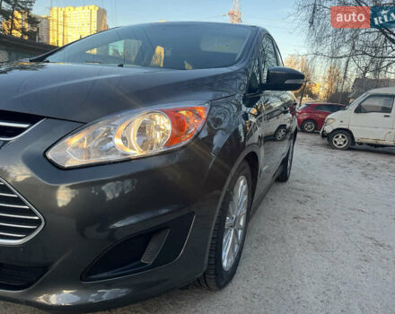 Сірий Форд Сі-Макс, об'ємом двигуна 2 л та пробігом 15 тис. км за 14500 $, фото 3 на Automoto.ua