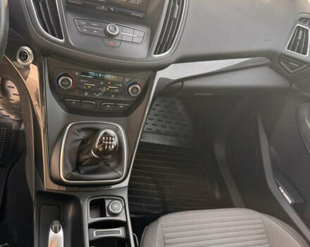 Серый Форд Си-Макс, объемом двигателя 1.5 л и пробегом 55 тыс. км за 12000 $, фото 7 на Automoto.ua