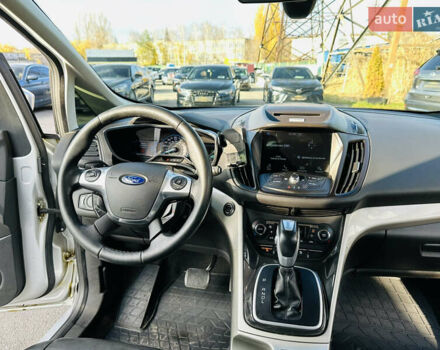 Сірий Форд Сі-Макс, об'ємом двигуна 2 л та пробігом 240 тис. км за 13400 $, фото 19 на Automoto.ua