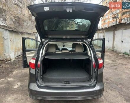 Сірий Форд Сі-Макс, об'ємом двигуна 2 л та пробігом 228 тис. км за 12500 $, фото 7 на Automoto.ua