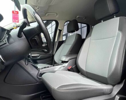 Сірий Форд Сі-Макс, об'ємом двигуна 2 л та пробігом 139 тис. км за 13500 $, фото 9 на Automoto.ua