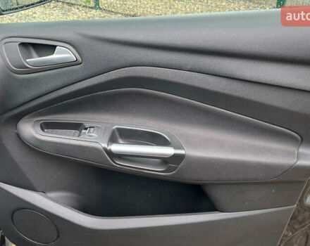 Серый Форд Си-Макс, объемом двигателя 1.5 л и пробегом 220 тыс. км за 8999 $, фото 25 на Automoto.ua