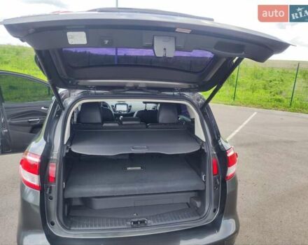 Серый Форд Си-Макс, объемом двигателя 2 л и пробегом 215 тыс. км за 15200 $, фото 45 на Automoto.ua