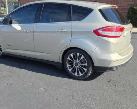 Серый Форд Си-Макс, объемом двигателя 2 л и пробегом 64 тыс. км за 4600 $, фото 4 на Automoto.ua