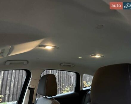 Серый Форд Си-Макс, объемом двигателя 2 л и пробегом 192 тыс. км за 11990 $, фото 22 на Automoto.ua