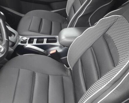 Серый Форд Си-Макс, объемом двигателя 1.5 л и пробегом 182 тыс. км за 13000 $, фото 22 на Automoto.ua