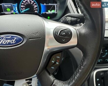Сірий Форд Сі-Макс, об'ємом двигуна 2 л та пробігом 139 тис. км за 13500 $, фото 14 на Automoto.ua