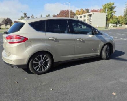 Серый Форд Си-Макс, объемом двигателя 2 л и пробегом 64 тыс. км за 4600 $, фото 5 на Automoto.ua