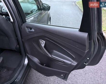 Серый Форд Си-Макс, объемом двигателя 2 л и пробегом 192 тыс. км за 12300 $, фото 25 на Automoto.ua