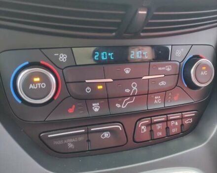 Серый Форд Си-Макс, объемом двигателя 2 л и пробегом 215 тыс. км за 15200 $, фото 52 на Automoto.ua