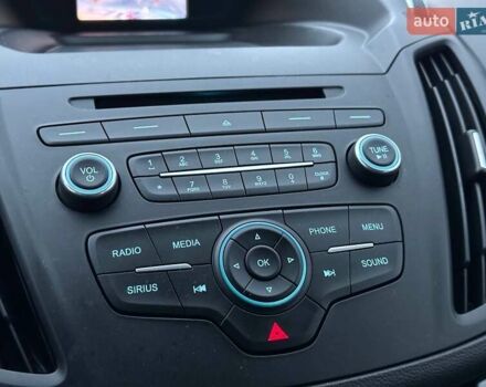 Сірий Форд Сі-Макс, об'ємом двигуна 0 л та пробігом 218 тис. км за 13290 $, фото 16 на Automoto.ua